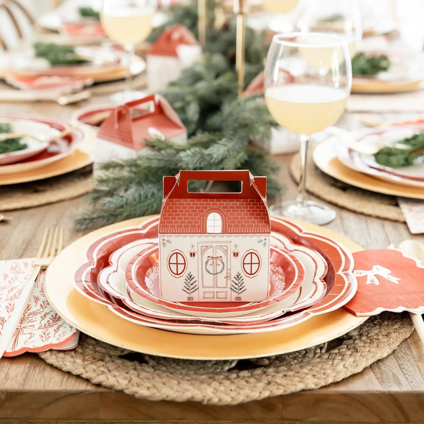 Red Scalloped Dinner Paper Plates – 11" Holiday Party Tableware (8 Pack)