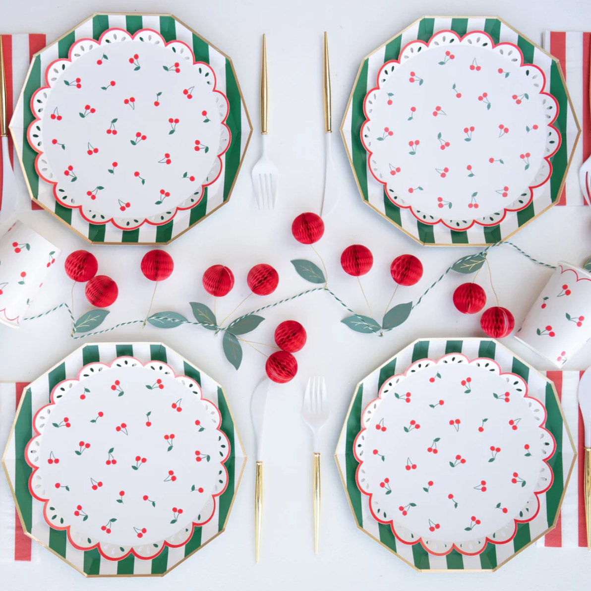 Green Signature Cabana Stripe Party Plates – 10.75”, 8 Pack