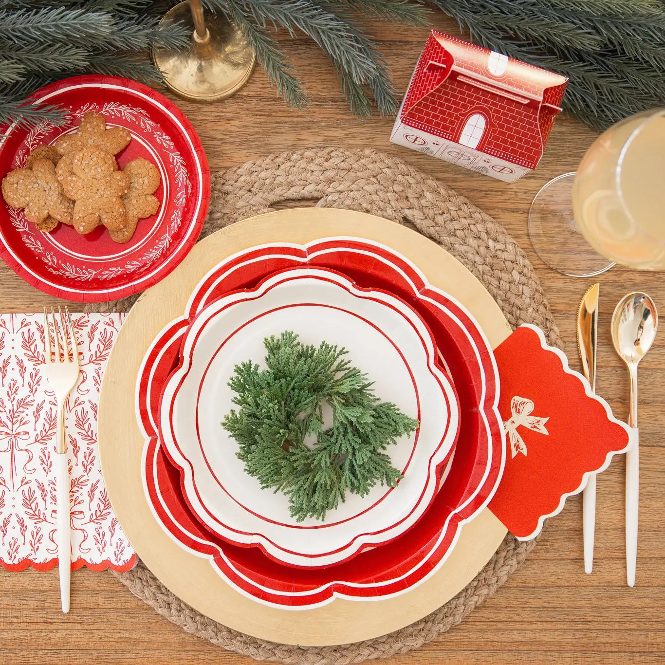 Red Scalloped Dinner Paper Plates – 11" Holiday Party Tableware (8 Pack)