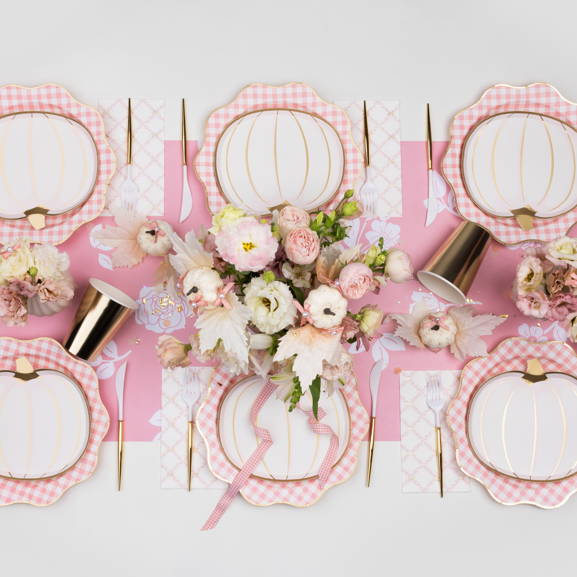 Elegant Pale Pink Gingham Party Plates – 8 Pack, Scalloped Gold Rim, 11" Dinner Size